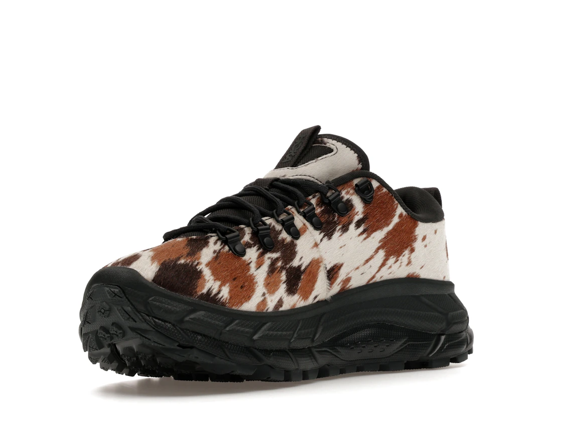 Hoka One One Tor Summit + Pirate Black