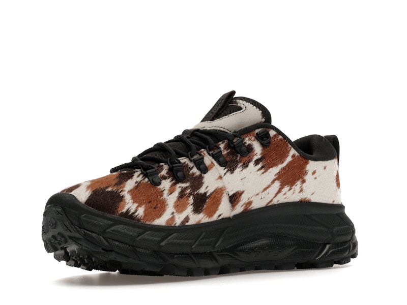 Hoka One One Tor Summit + Pirate Black