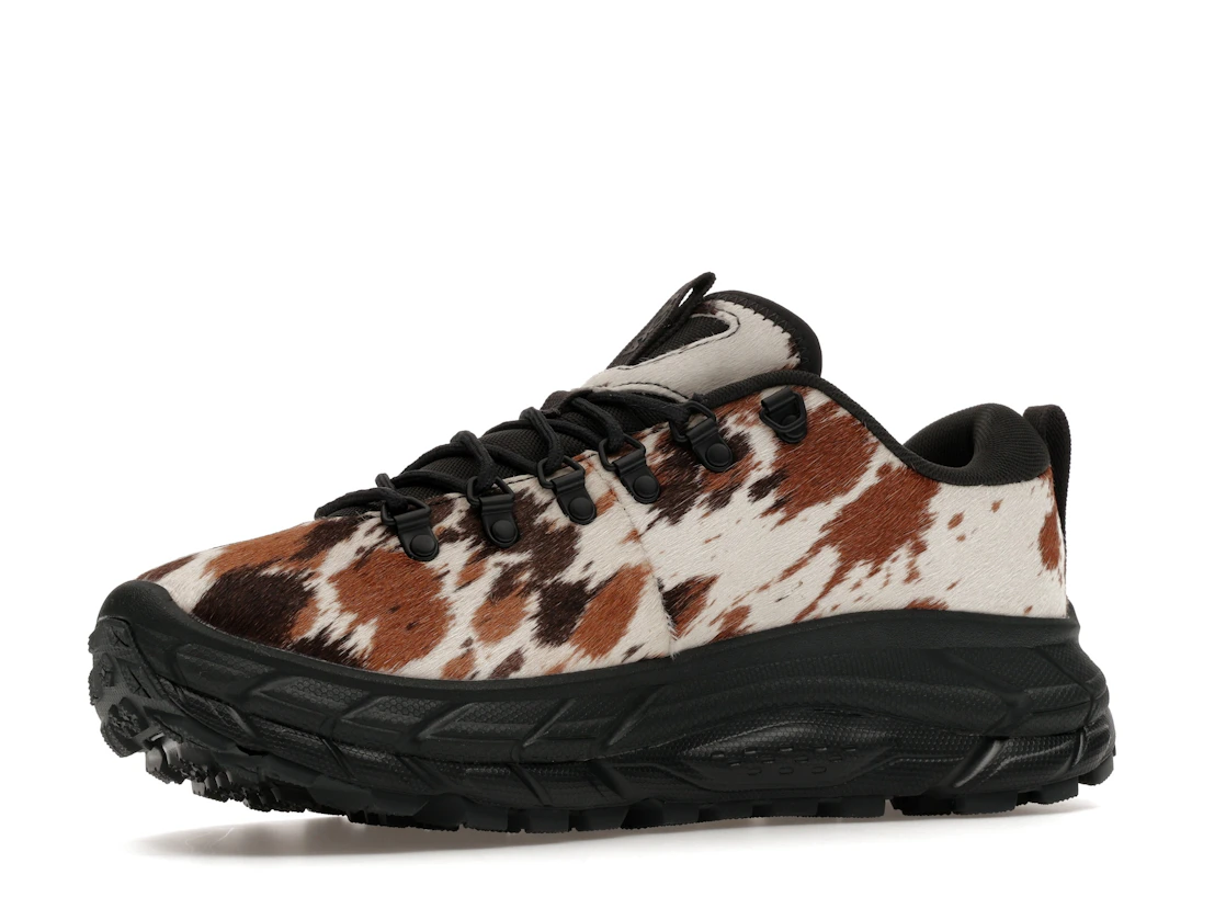 Hoka One One Tor Summit + Pirate Black