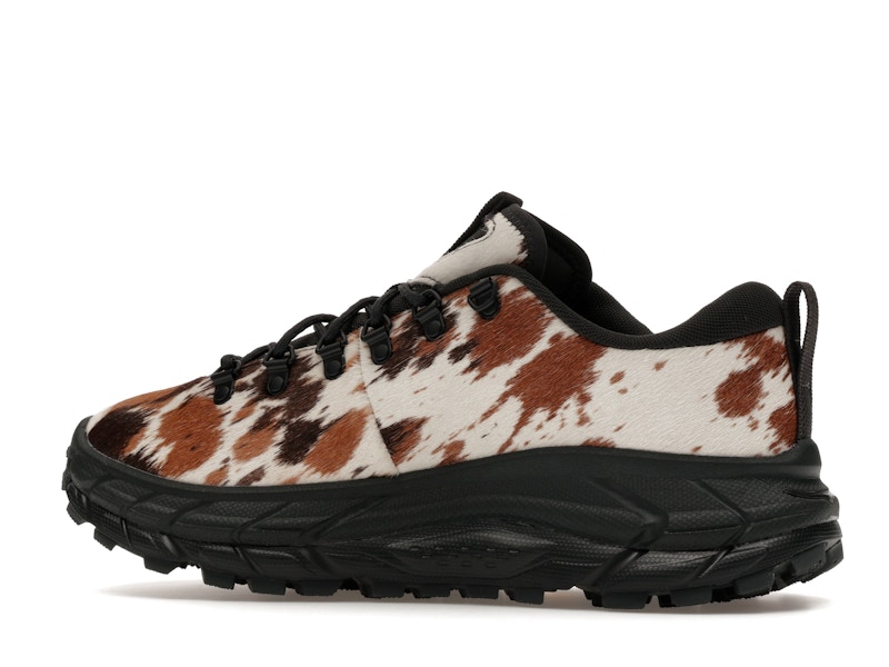 Hoka One One Tor Summit + Pirate Black