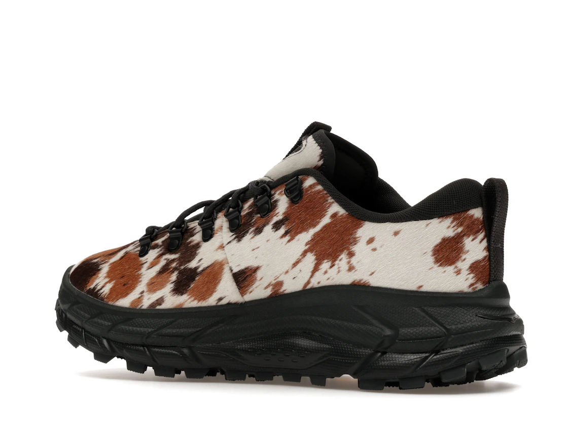 Hoka One One Tor Summit + Pirate Black
