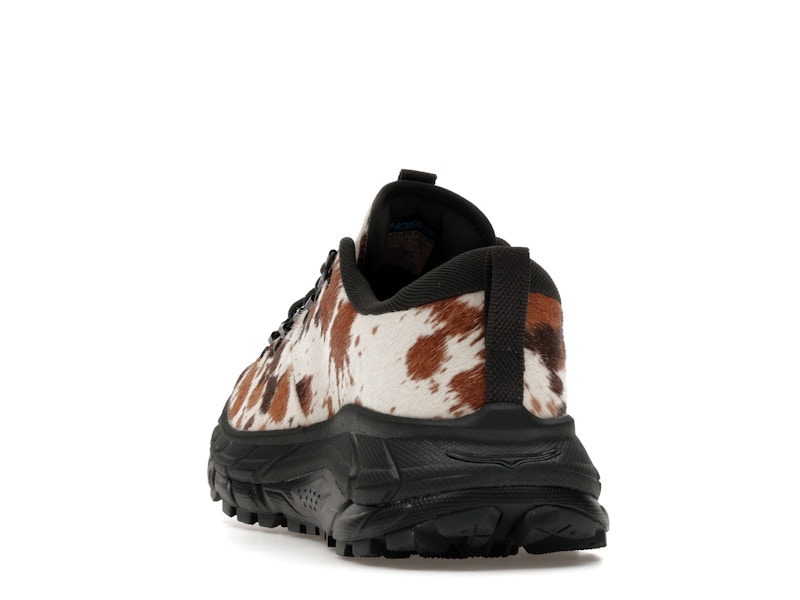 Hoka One One Tor Summit + Pirate Black