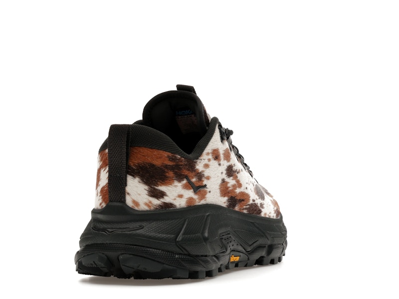 Hoka One One Tor Summit + Pirate Black