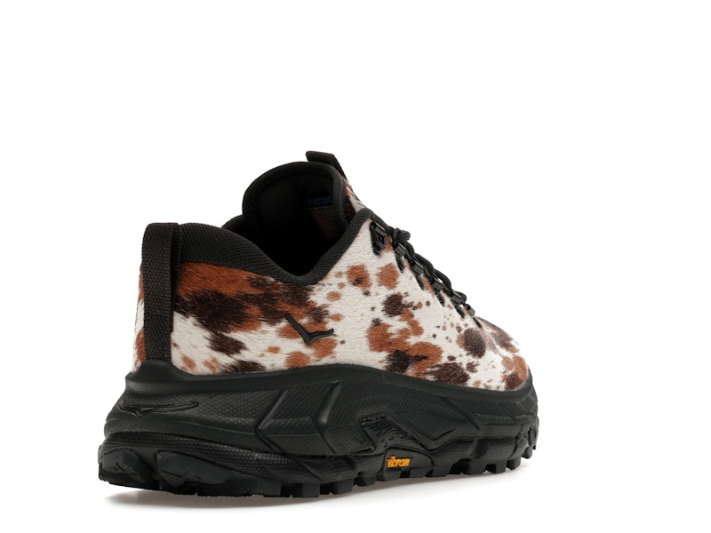 Hoka One One Tor Summit + Pirate Black