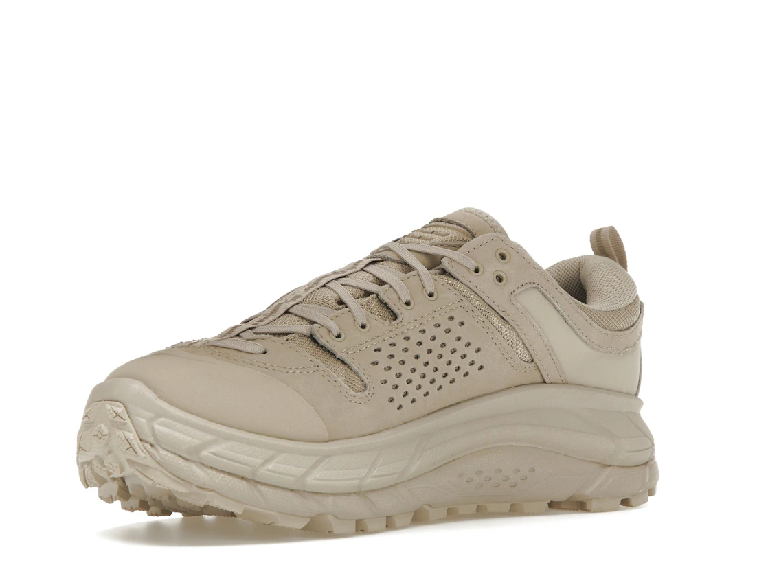Hoka One One Tor Ultra Low Engineered Garments Taupe