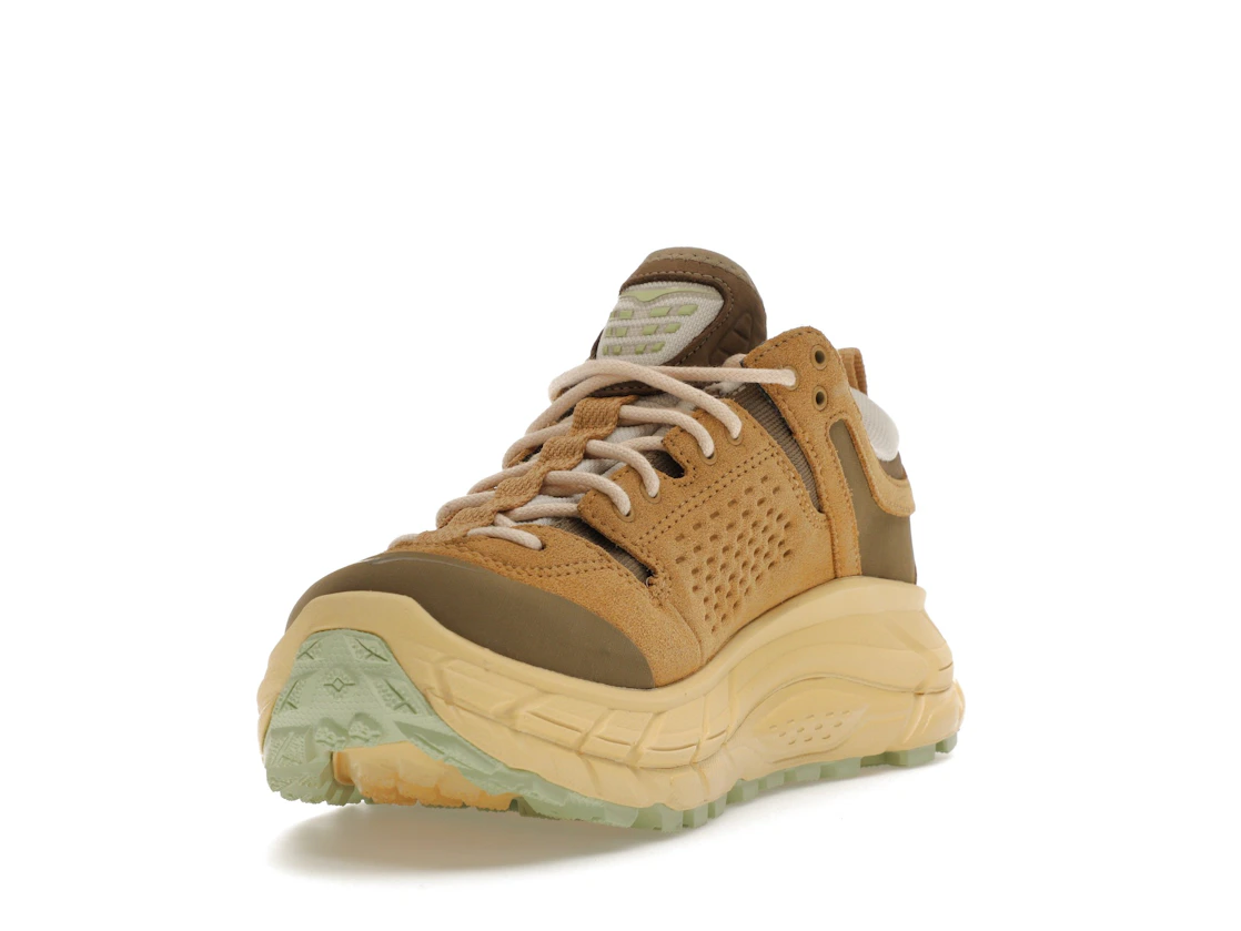 Hoka One One Tor Ultra Low Wheat Mushroom