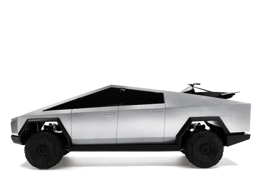 Auto de carreras Hot Wheels x Tesla Cybertruck 1:10 Scale (versión 2021 con Cyberquad) 0