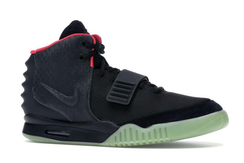 Nike Air Yeezy 2 Solar Red Midweek Heat Black Friday Edition