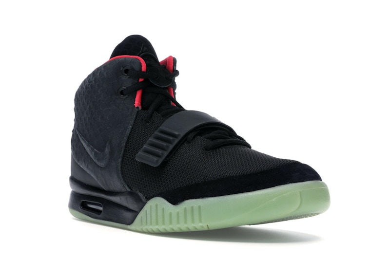 Nike Air Yeezy 2 Solar Red Midweek Heat Black Friday Edition
