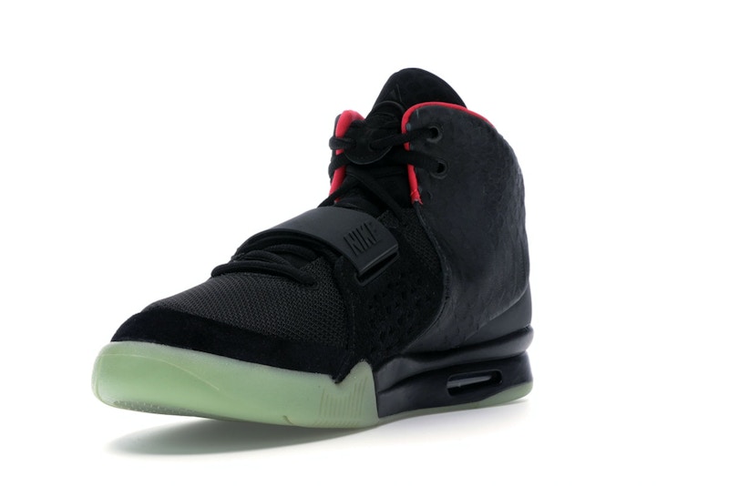 Nike Air Yeezy 2 Solar Red Midweek Heat Black Friday Edition