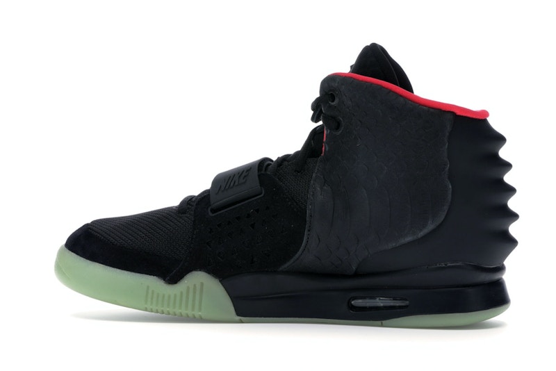 Nike Air Yeezy 2 Solar Red Midweek Heat Black Friday Edition