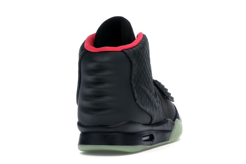 Nike Air Yeezy 2 Solar Red Midweek Heat Black Friday Edition