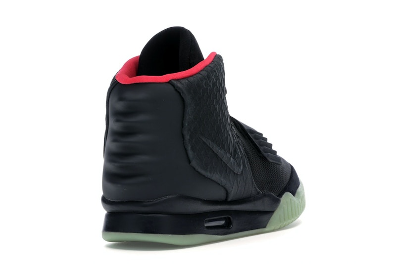 Nike Air Yeezy 2 Solar Red Midweek Heat Black Friday Edition