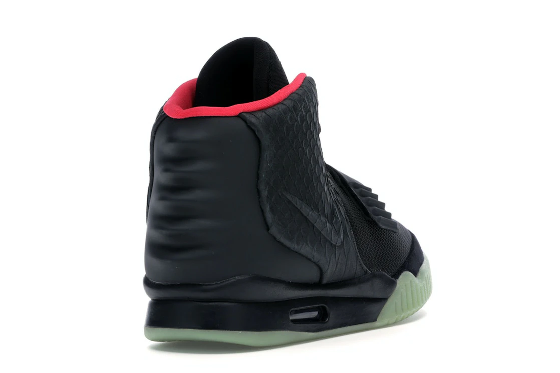 Nike Air Yeezy 2 Solar Red Midweek Heat Black Friday Edition