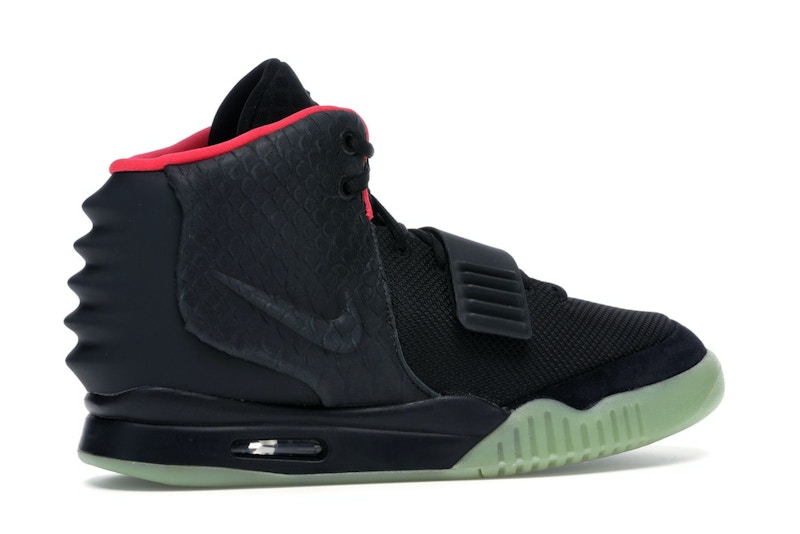 Nike Air Yeezy 2 Solar Red Midweek Heat Black Friday Edition