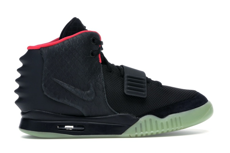 Nike Air Yeezy 2 Solar Red Midweek Heat Black Friday Edition