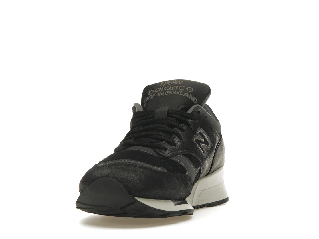 New Balance 1500 MiUK Black Magnet Silver Birch