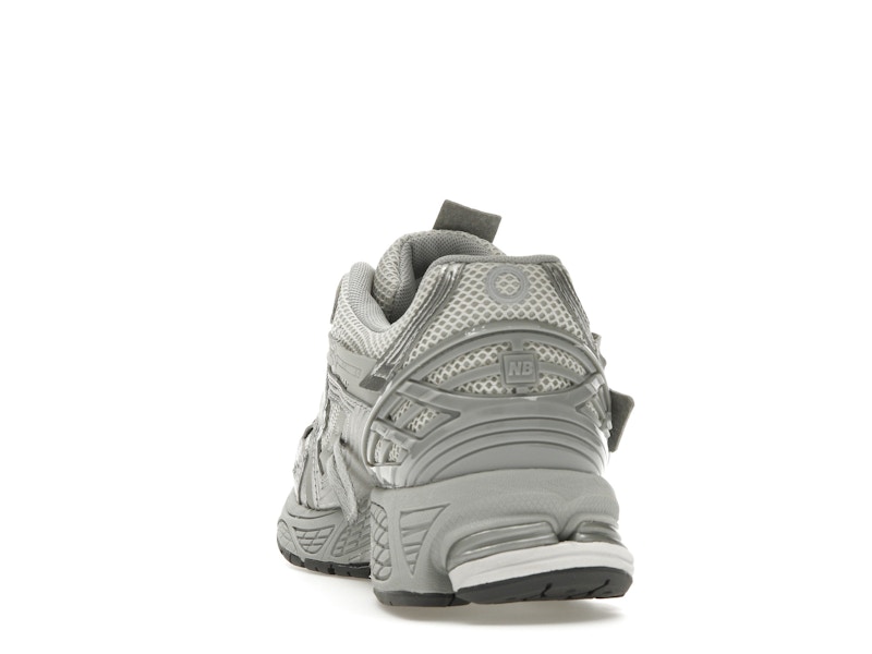New Balance 1906A Concrete Silver Metallic