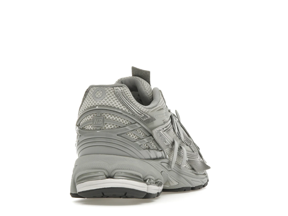 New Balance 1906A Concrete Silver Metallic