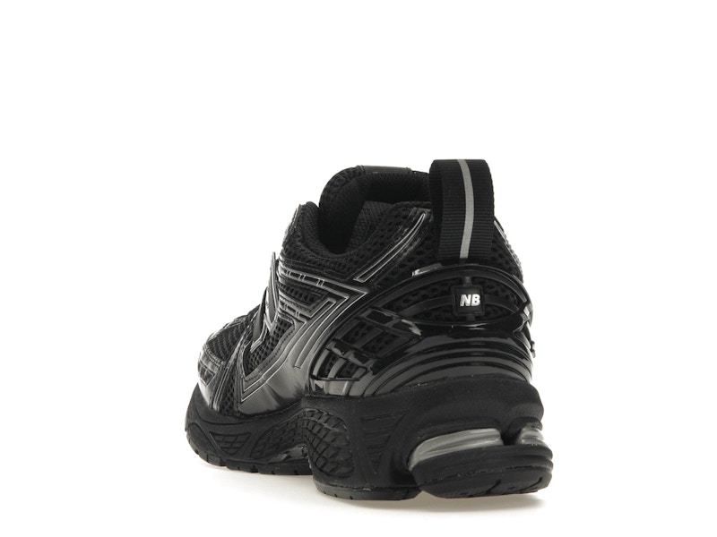 New Balance 1906R Black Grey