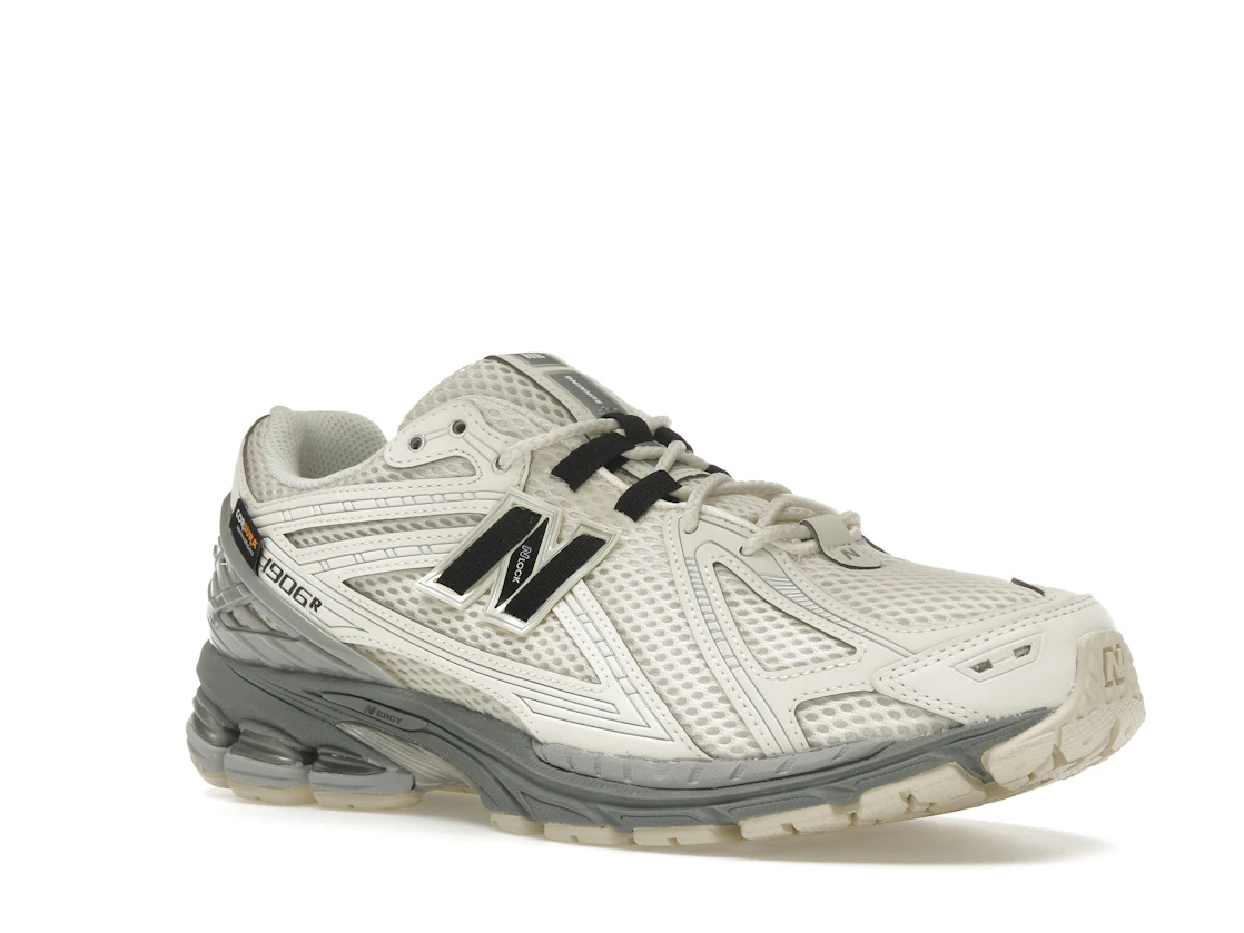 New Balance 1906R Cordura Tan Black