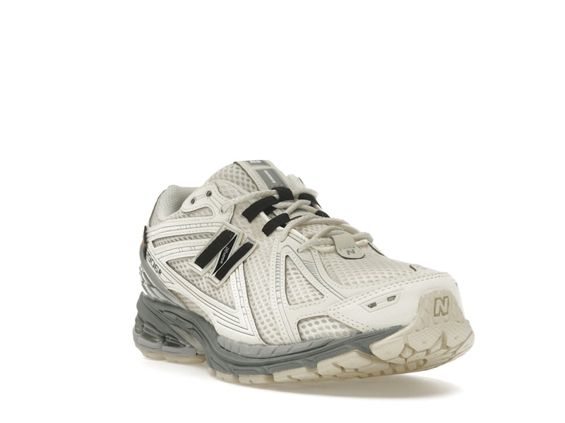 New Balance 1906R Cordura Tan Black