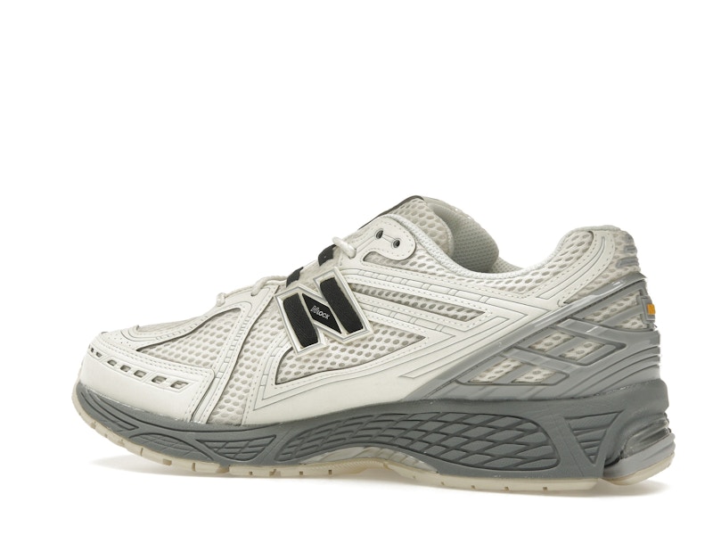 New Balance 1906R Cordura Tan Black