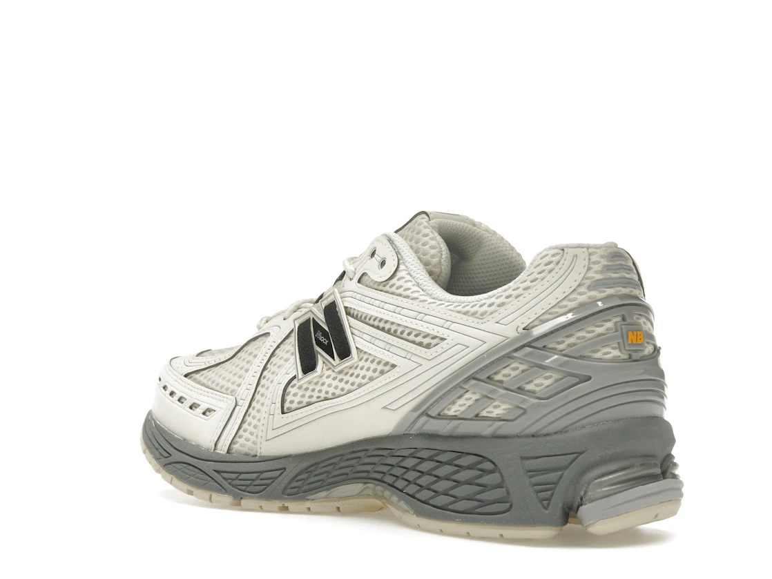 New Balance 1906R Cordura Tan Black