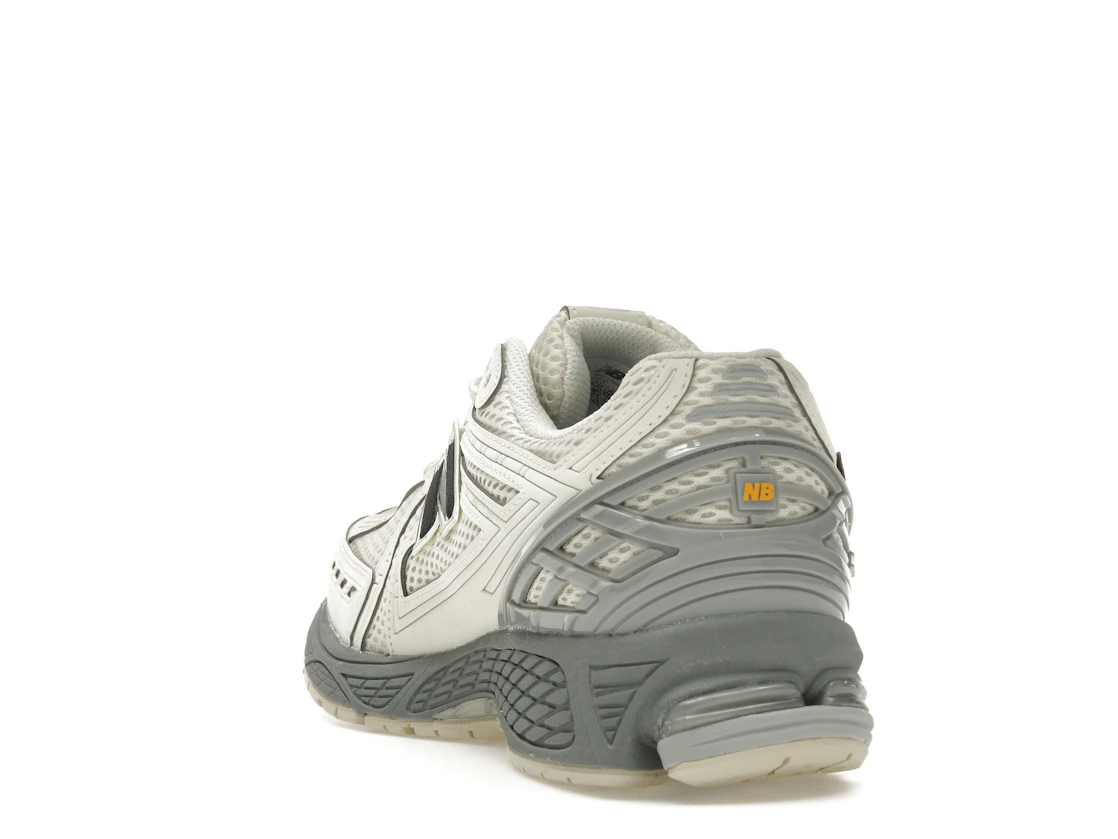 New Balance 1906R Cordura Tan Black