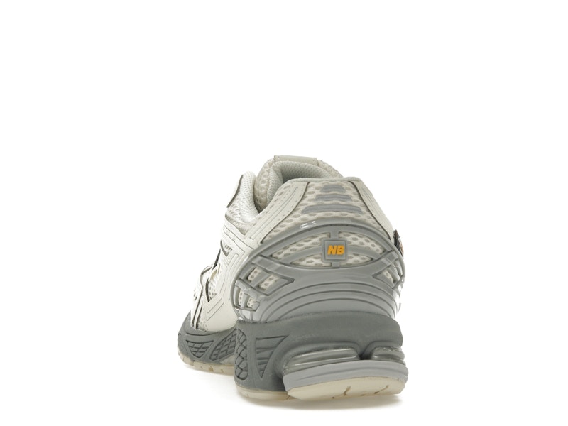 New Balance 1906R Cordura Tan Black