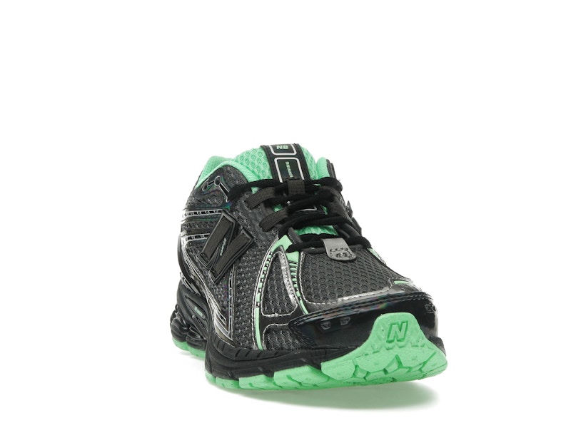 New Balance 1906R Dark Silver Metallic Lab Green