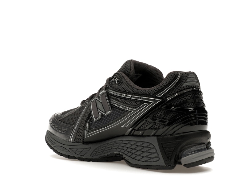 New Balance 1906R Magnet