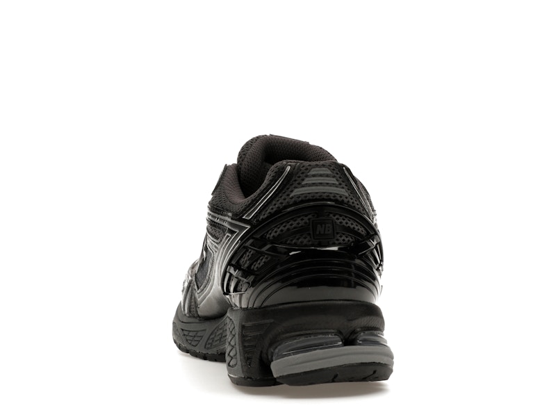 New Balance 1906R Magnet