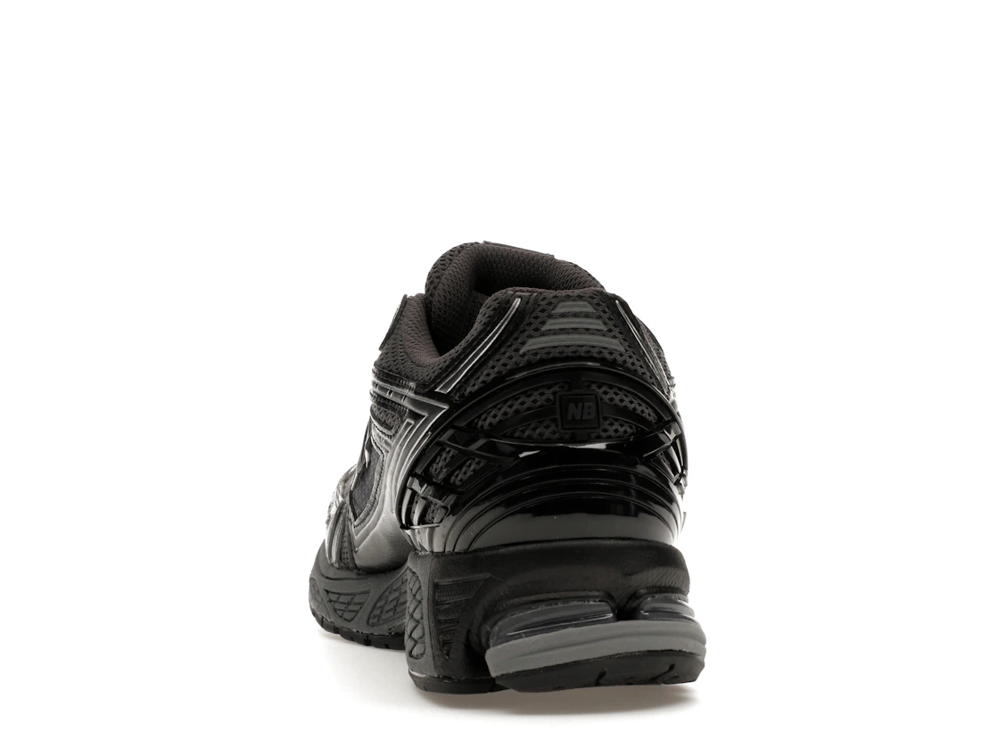 New Balance 1906R Magnet