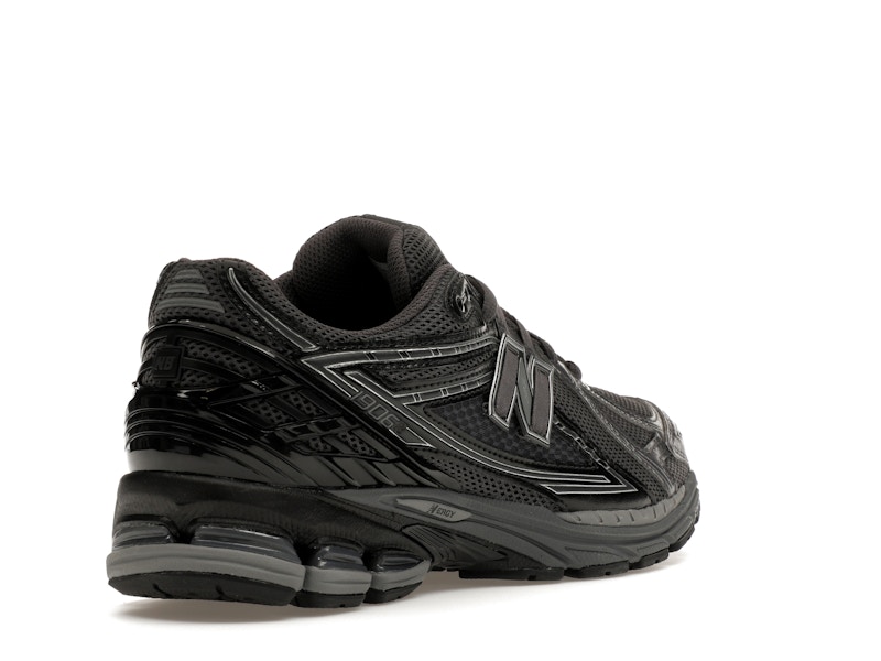 New Balance 1906R Magnet