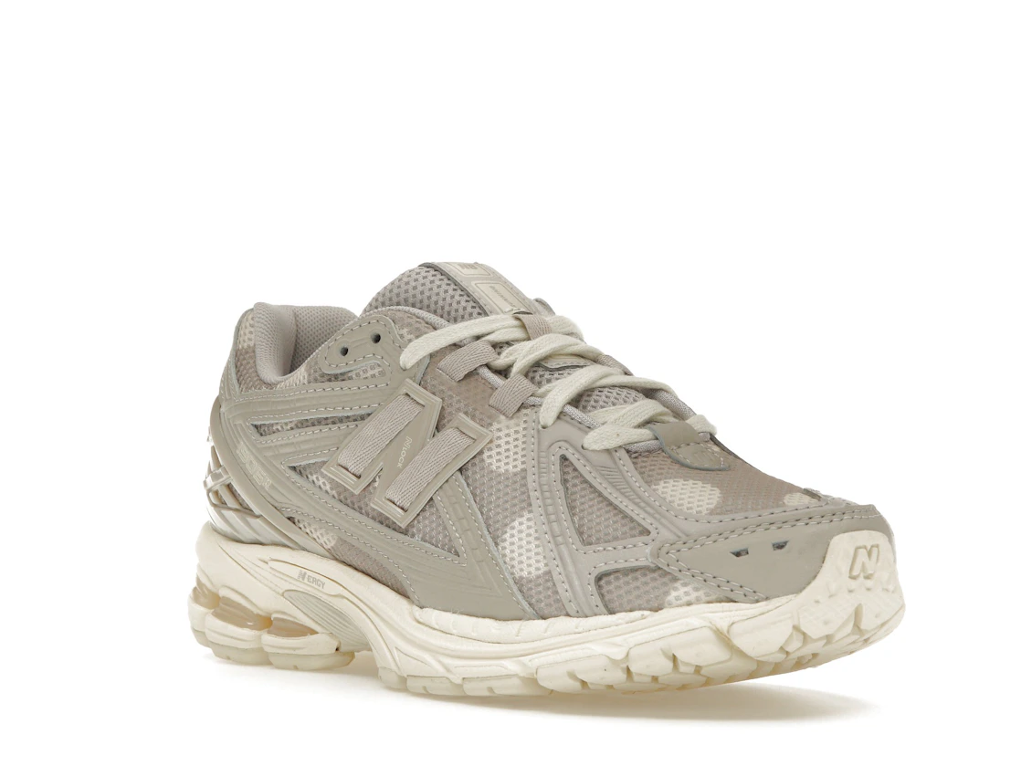 New Balance 1906R Polka Dot Moonrock