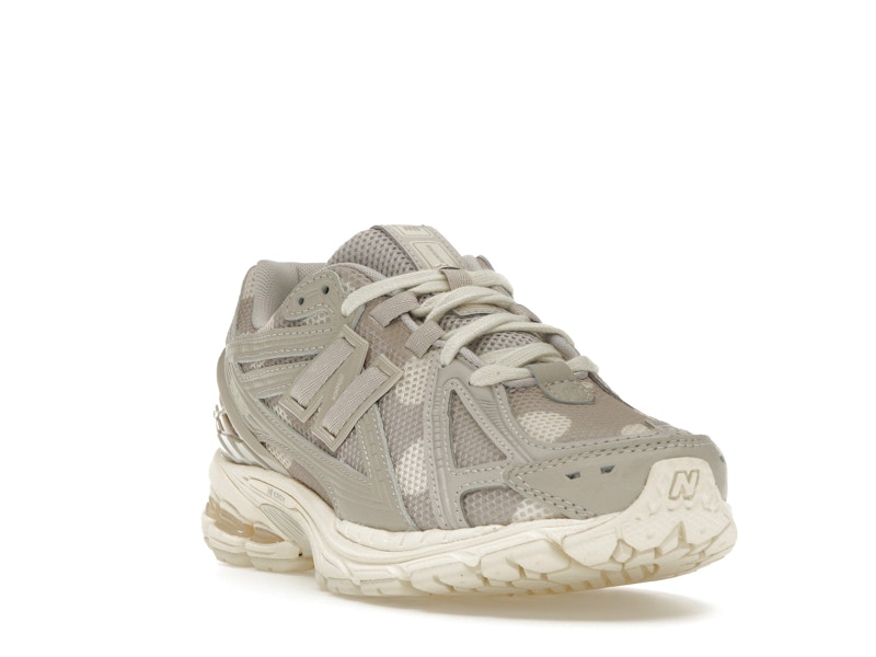 New Balance 1906R Polka Dot Moonrock