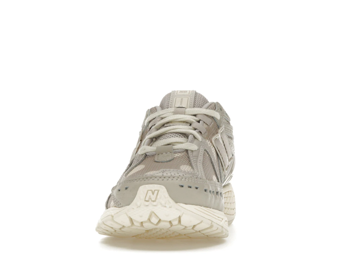 New Balance 1906R Polka Dot Moonrock