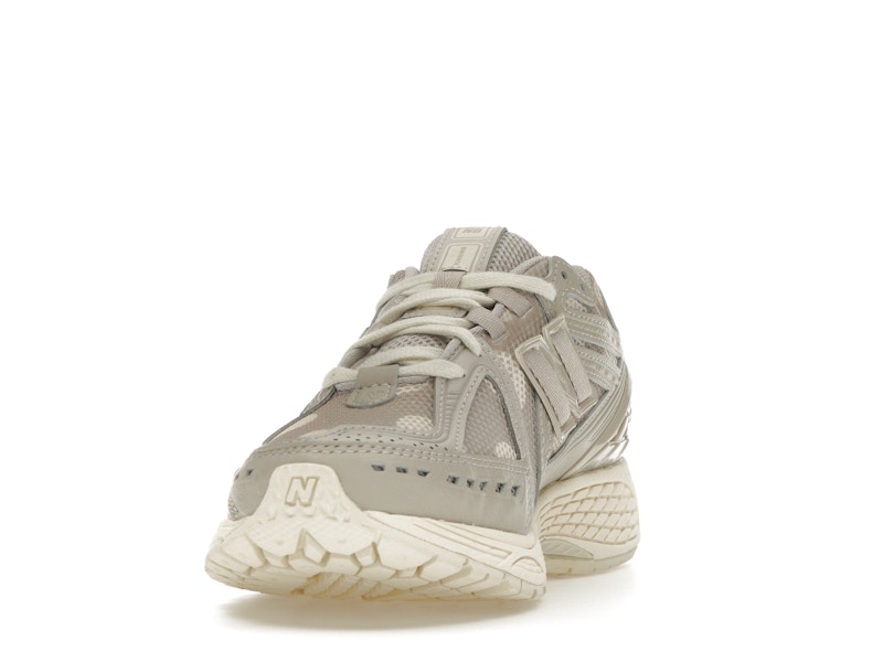 New Balance 1906R Polka Dot Moonrock