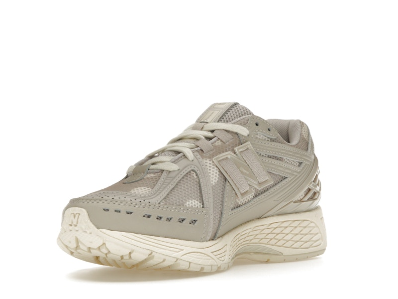 New Balance 1906R Polka Dot Moonrock