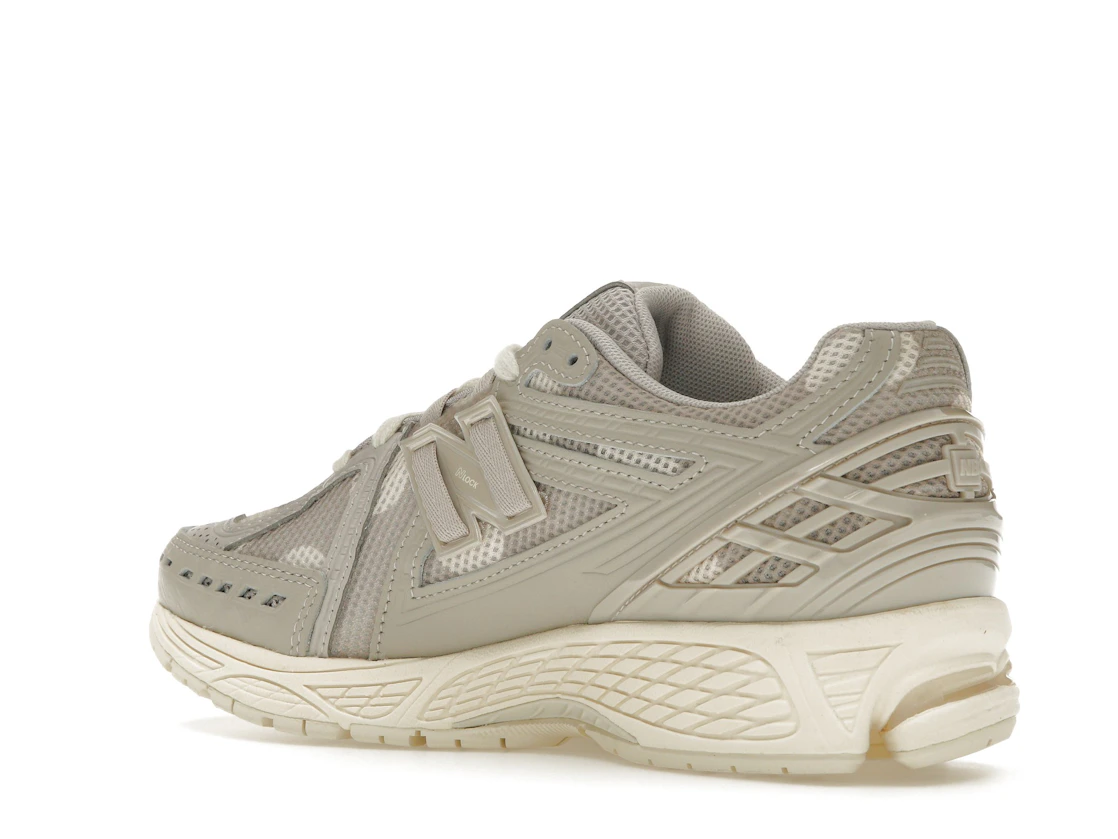 New Balance 1906R Polka Dot Moonrock