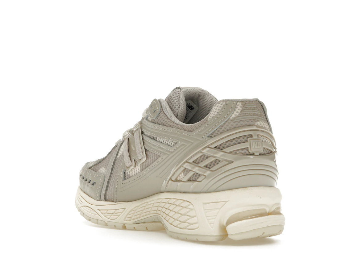 New Balance 1906R Polka Dot Moonrock