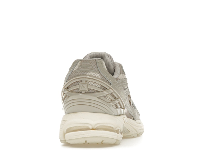 New Balance 1906R Polka Dot Moonrock