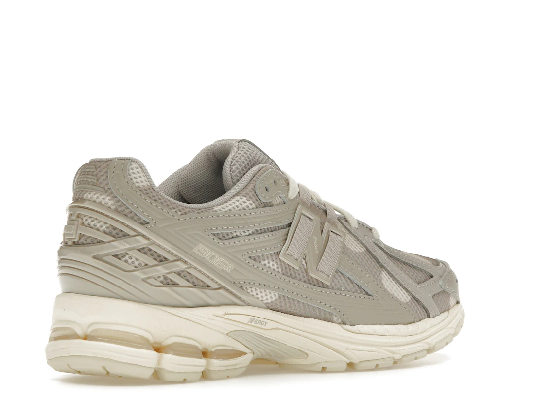 New Balance 1906R Polka Dot Moonrock