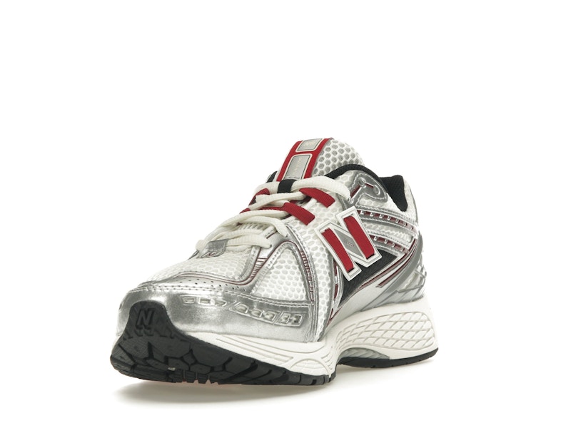 New Balance 1906R Silver Classic Crimson