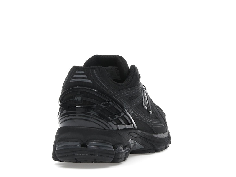 New Balance 1906R Triple Black