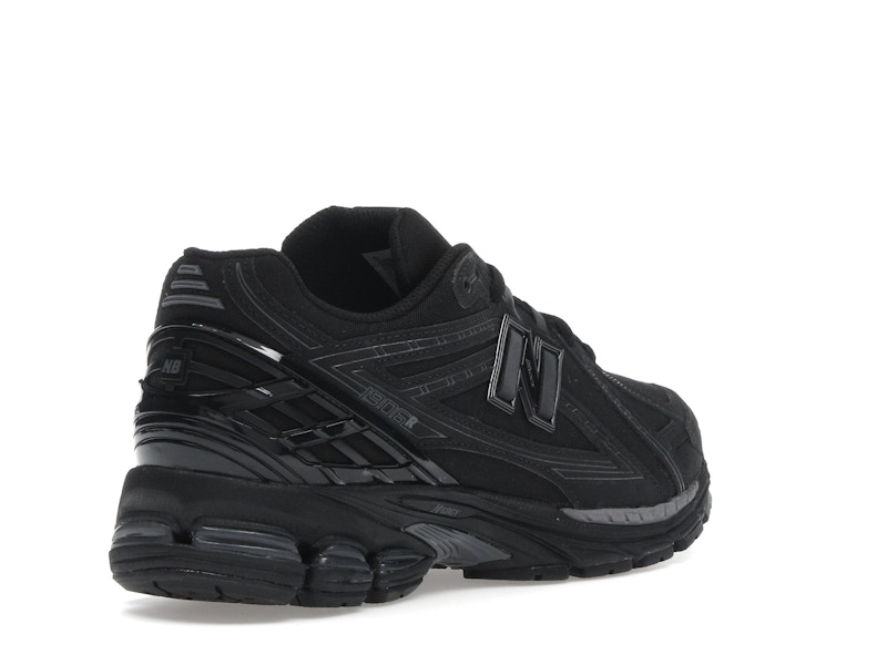 New Balance 1906R Triple Black