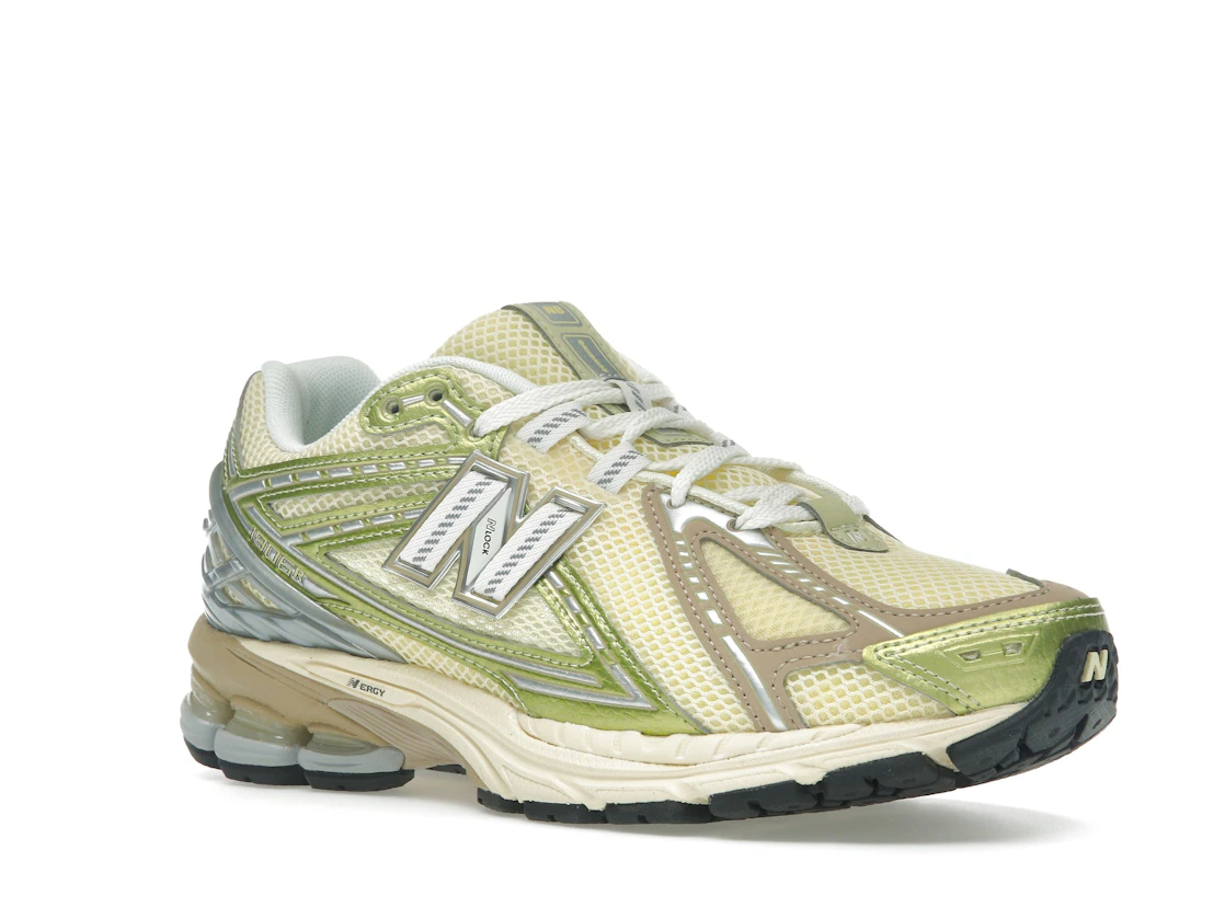 New Balance 1906R Yellow Parchment