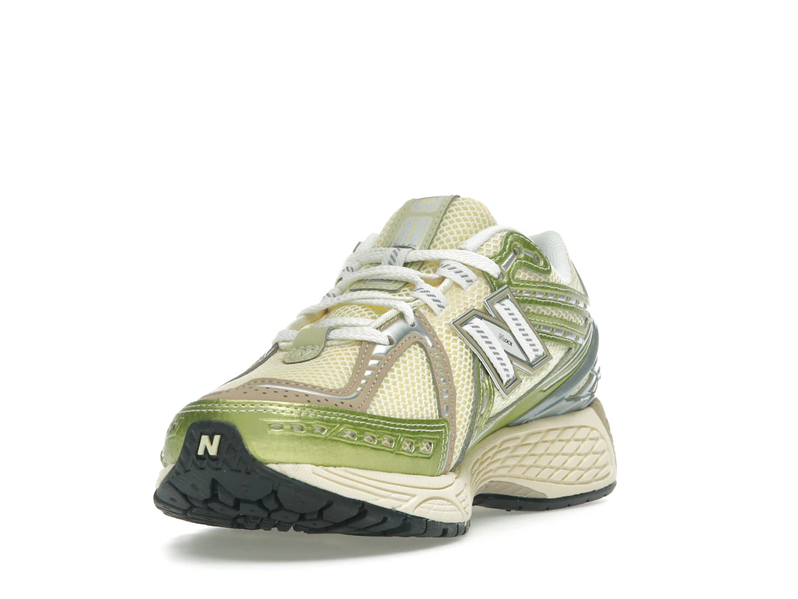 New Balance 1906R Yellow Parchment