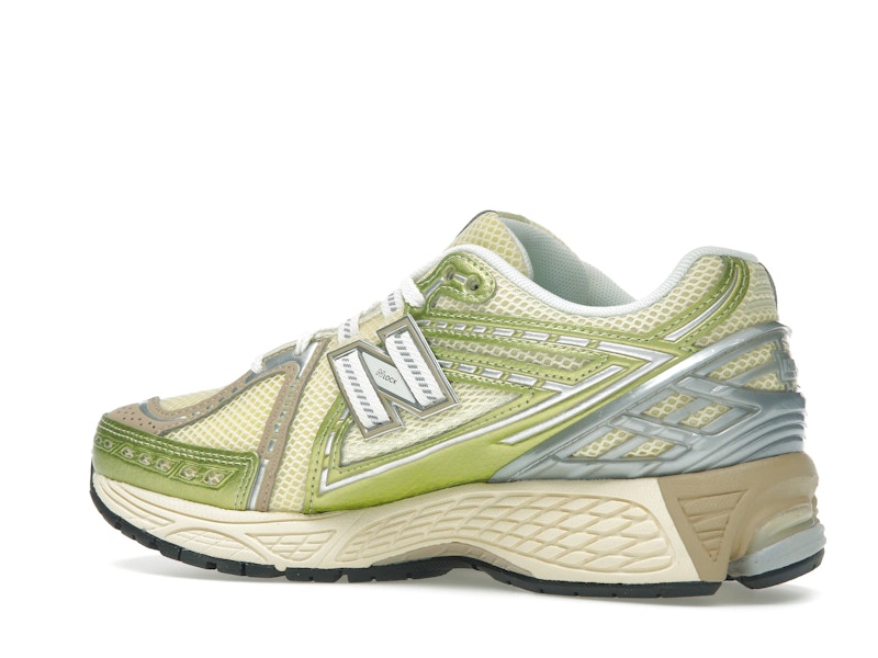 New Balance 1906R Yellow Parchment